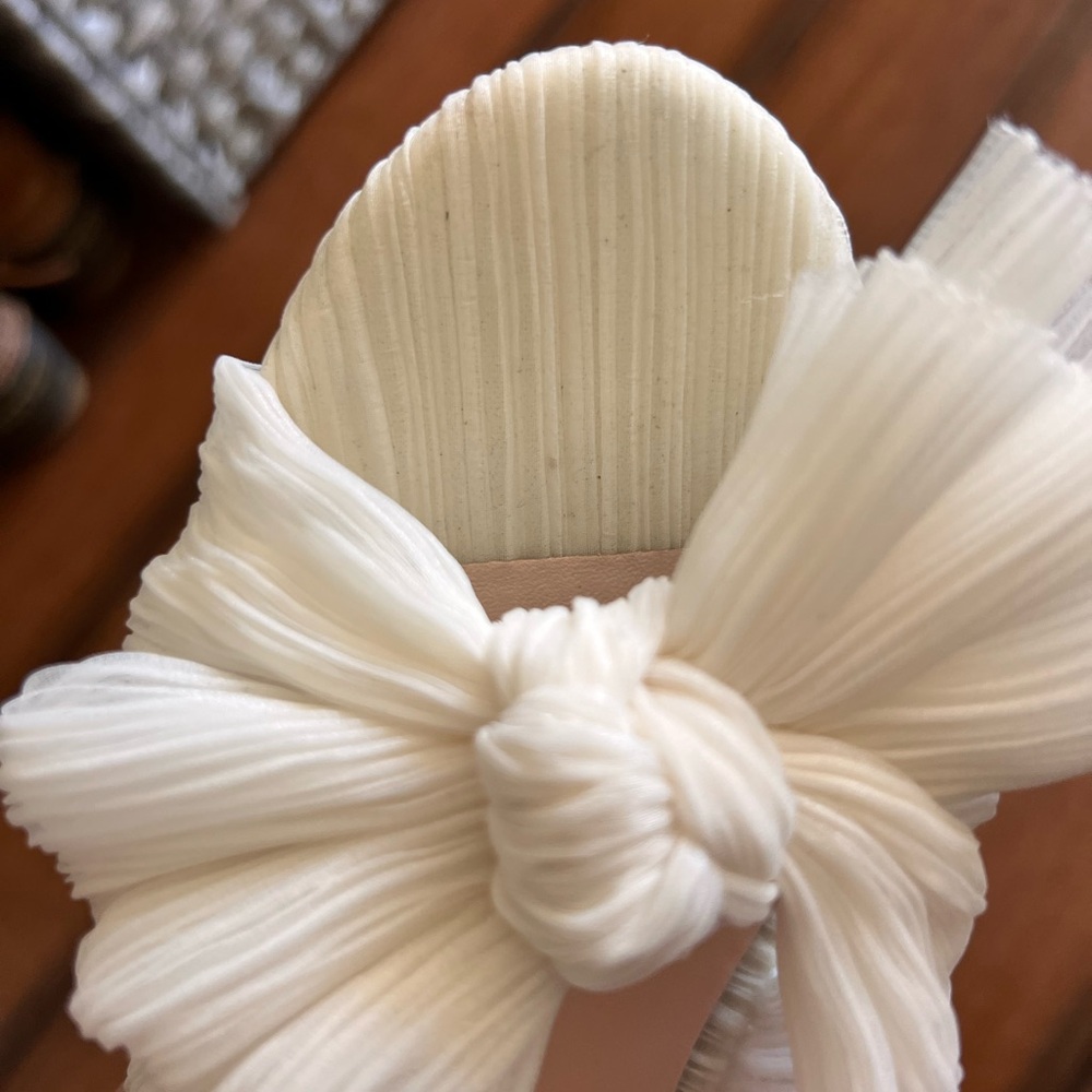 Loeffler Randall Cream Knotted Bow Slingback Sandals - Picture 8 of 11